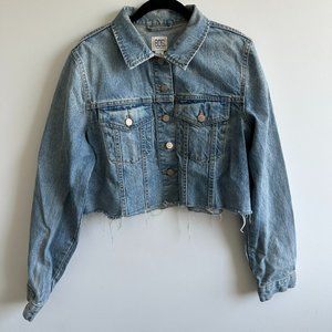 BDG Cropped Denim Jacket Light Wash Raw Hem No Stretch Size L